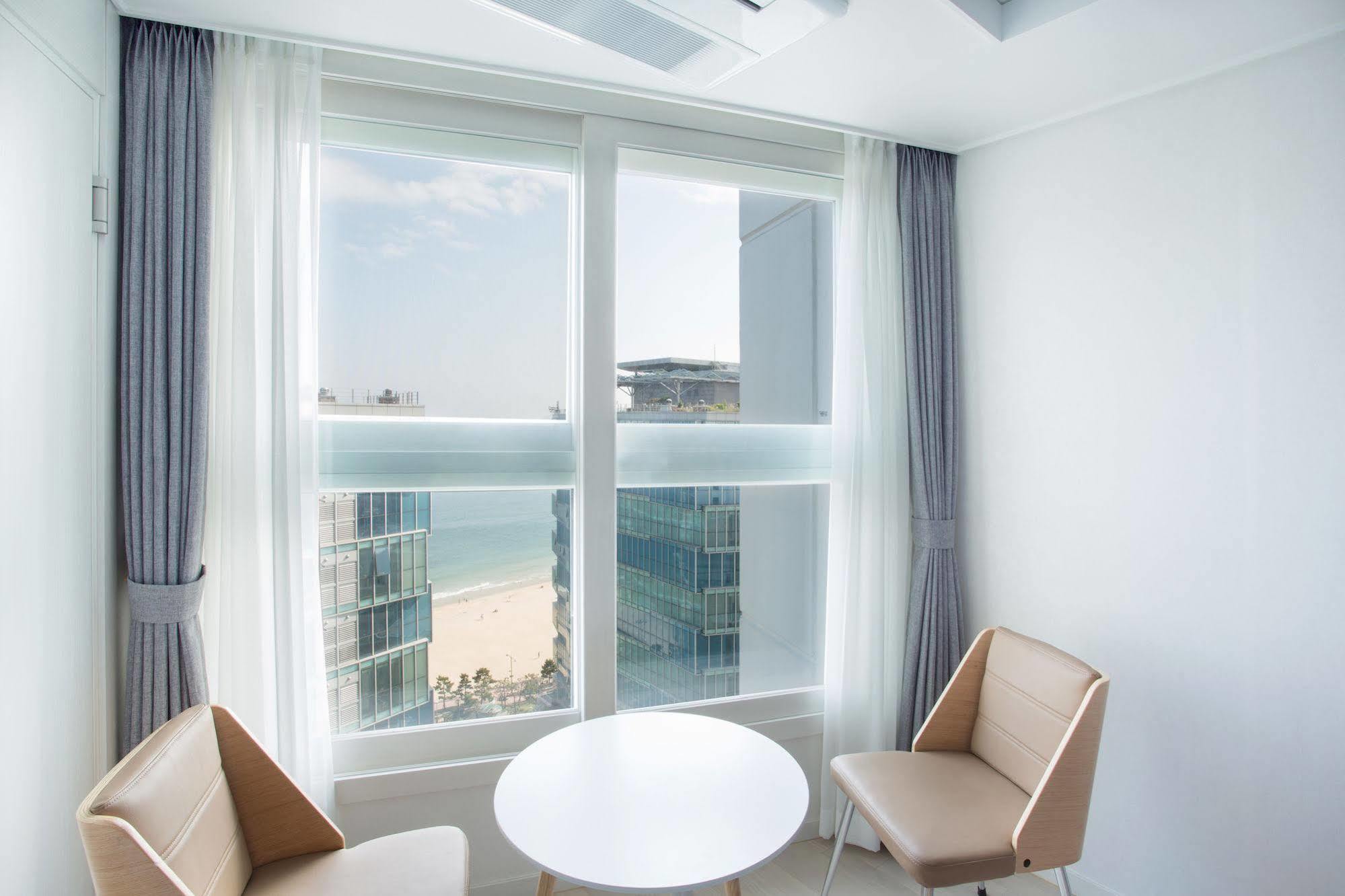 Bellia Hotell Busan Exteriör bild
