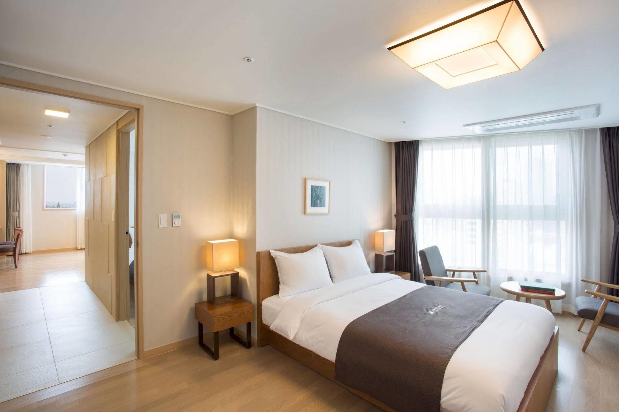 Bellia Hotell Busan Exteriör bild